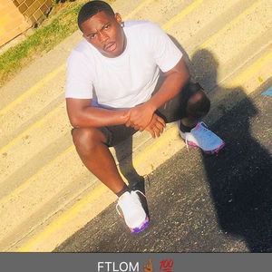 Meet your Posher, Devin